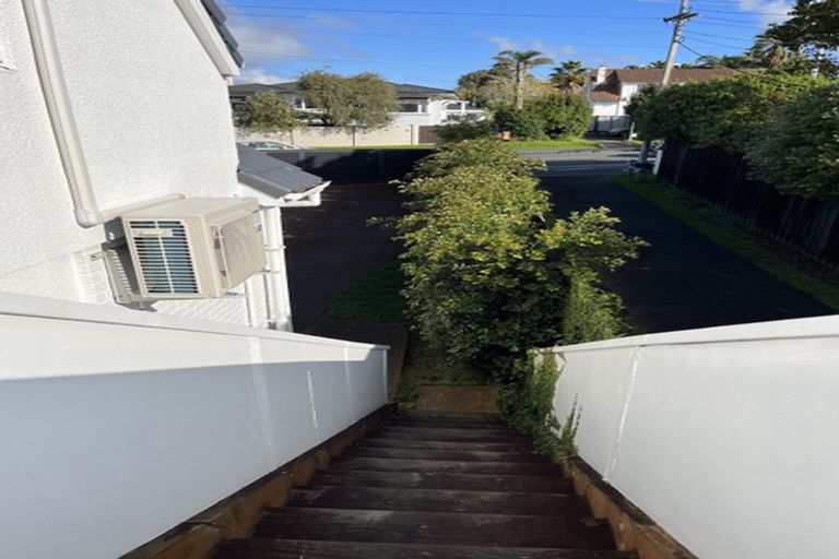 Photo of property in 274 Lake Road, Hauraki, Auckland, 0622