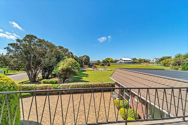 Photo of property in 18 Rata Street, Hawera, 4610
