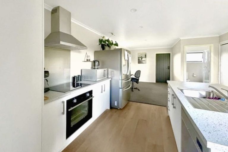 Photo of property in 32 Station Road, Ormondville, 4977