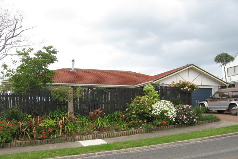 Photo of property in 21 Margaret Drive, Omokoroa, 3114
