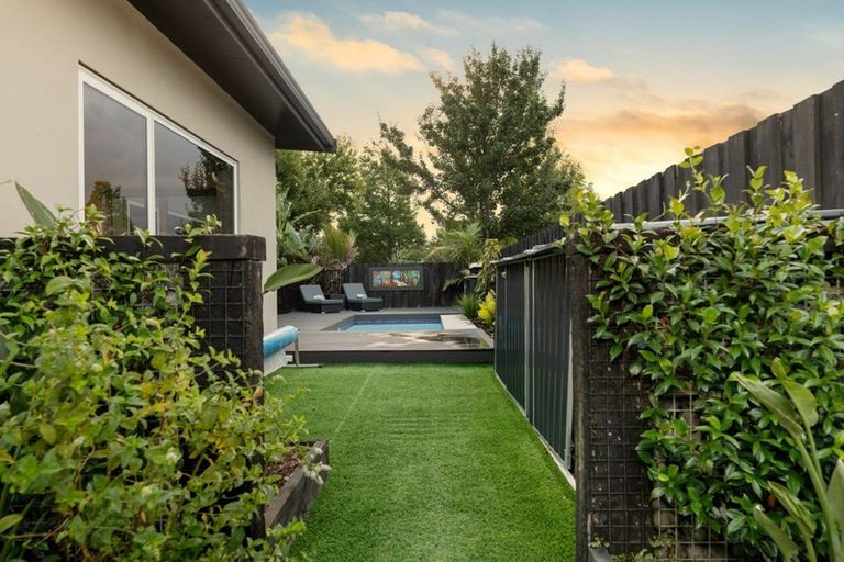 Photo of property in 8 Caldera Close, Pyes Pa, Tauranga, 3112