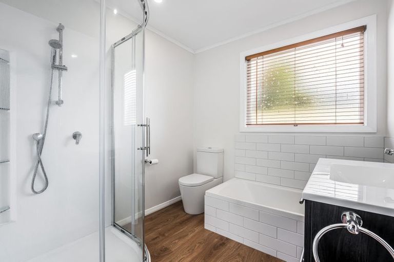 Photo of property in 77 Champion Street, Cannons Creek, Porirua, 5024