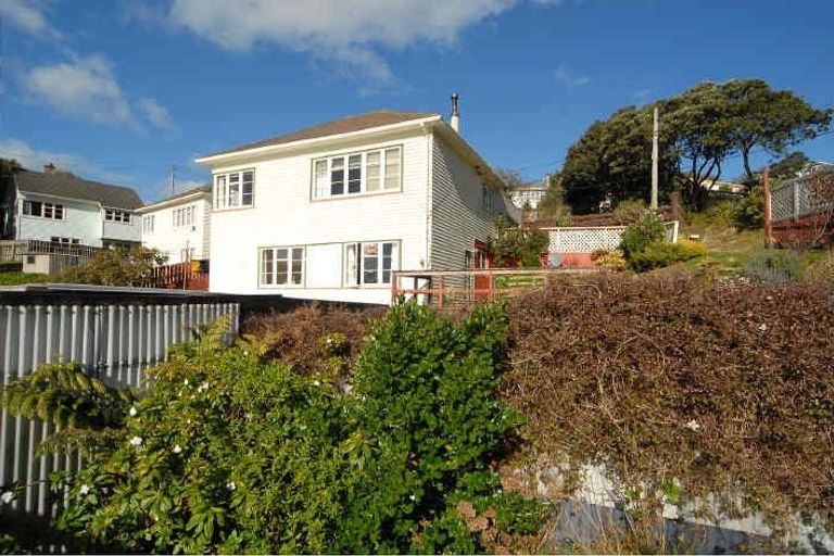 Photo of property in 93 Monorgan Road, Strathmore Park, Wellington, 6022