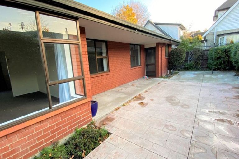 Photo of property in 2 Thorrington Road, Cashmere, Christchurch, 8022