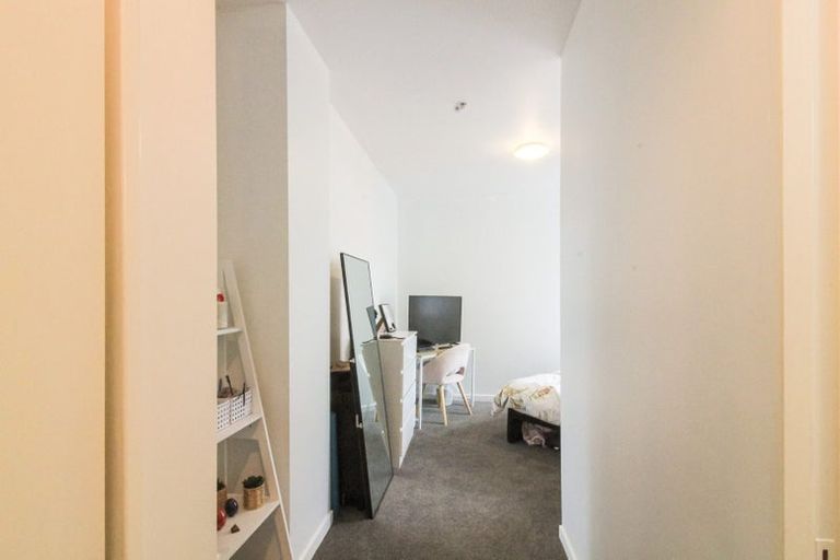 Photo of property in City Lodge, 604/115 Vivian Street, Te Aro, Wellington, 6011