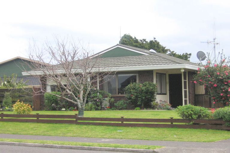 Photo of property in 23b Waitui Grove, Mount Maunganui, 3116