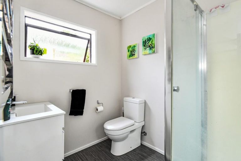 Photo of property in 26 Oakmont Place, Wattle Downs, Auckland, 2103