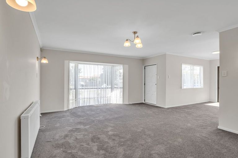 Photo of property in 28 Freyberg Street, Roslyn, Palmerston North, 4414