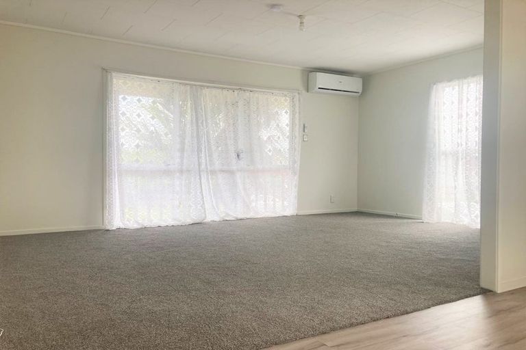 Photo of property in 15 Palermo Place, Clover Park, Auckland, 2023