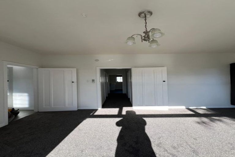 Photo of property in 11 Oroua Street, Eastbourne, Lower Hutt, 5013