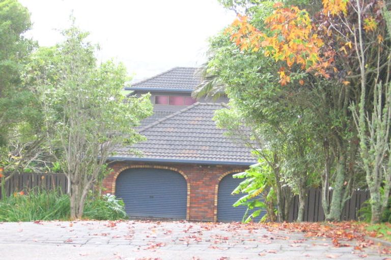 Photo of property in 27 Maori Hut Road, Red Beach, 0932