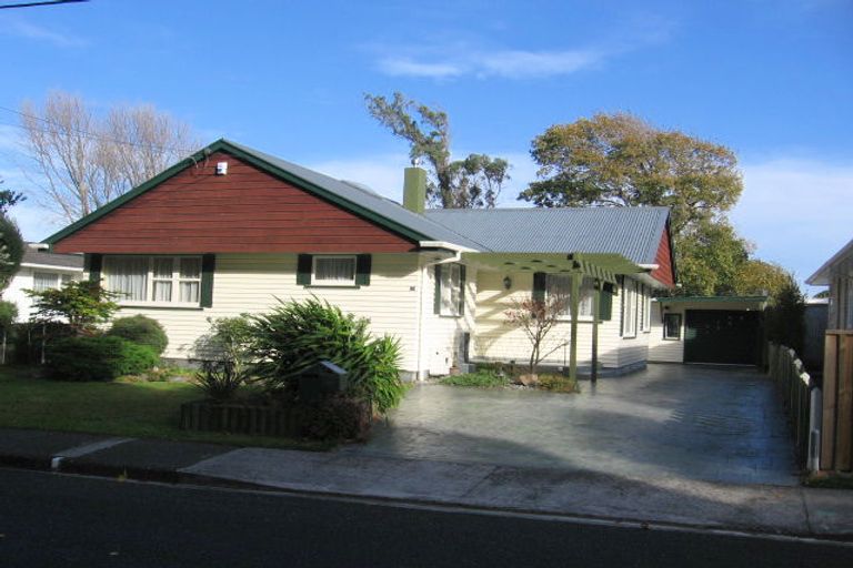 Photo of property in 28 Parnell Street, Fairfield, Lower Hutt, 5011
