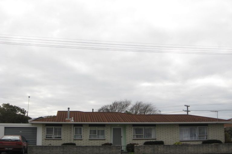 Photo of property in 10 Tukapa Street, Westown, New Plymouth, 4310