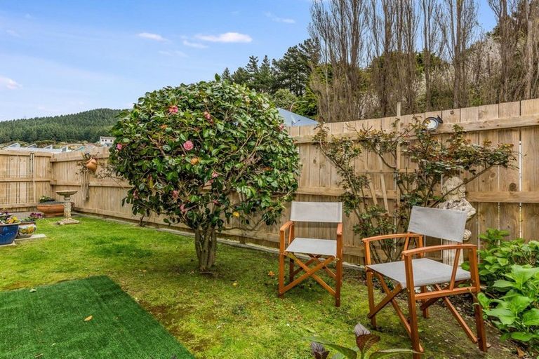 Photo of property in Redwood Village, 59/42 Main Road, Tawa, Wellington, 5028