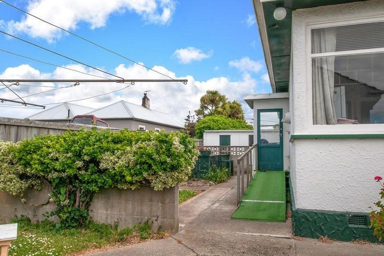 Photo of property in 1 Elizabeth Crescent, Oamaru North, Oamaru, 9400