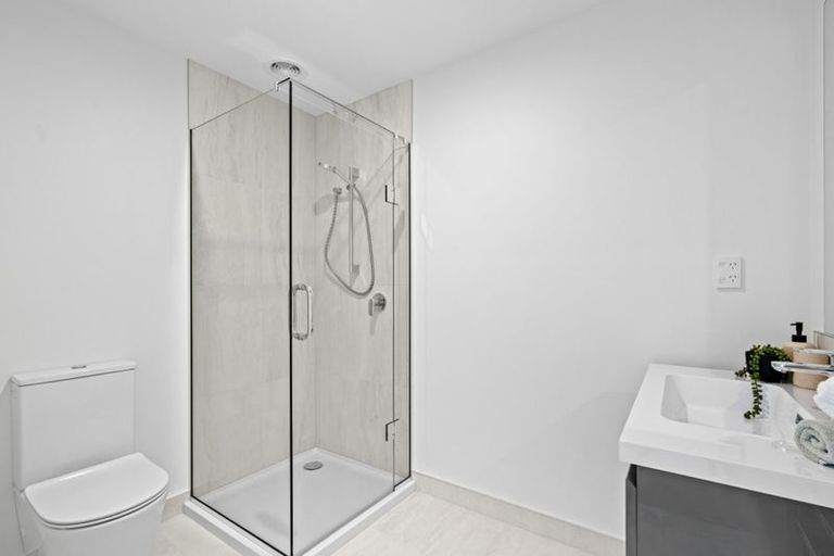 Photo of property in 115c Lincoln Road, Addington, Christchurch, 8024