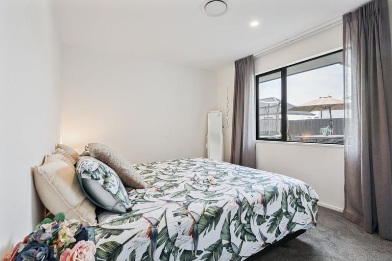 Photo of property in 16 Lusk Street, Rangiora, 7400