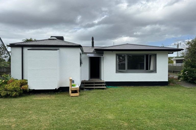 Photo of property in 1/1116 Outram Road, Akina, Hastings, 4122