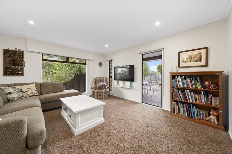 Photo of property in 106 The Circle, Manly, Whangaparaoa, 0930