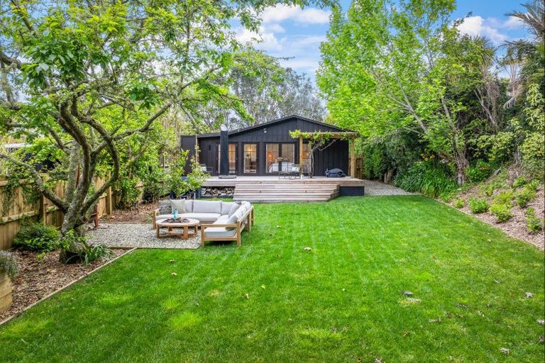 Photo of property in 74 Clinton Road, Tawharanui Peninsula, Matakana, 0986