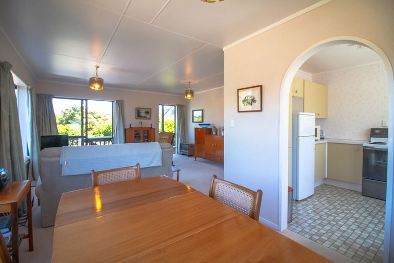 Photo of property in 2/6 Kowhai Road, Rainbow Point, Taupo, 3330