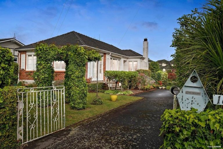 Photo of property in 16 Sale Street, Cockle Bay, Auckland, 2014