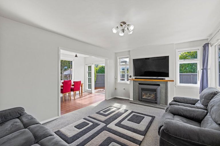 Photo of property in 66 Winters Road, Redwood, Christchurch, 8051