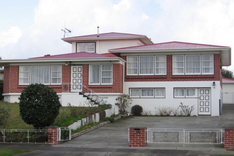 Photo of property in 50 Churchill Avenue, Hokowhitu, Palmerston North, 4410
