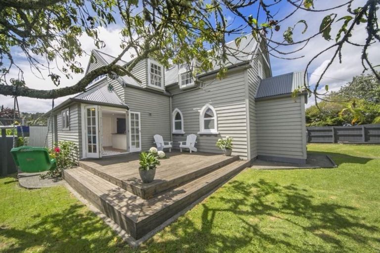 Photo of property in 2 Church Street, Swanson, Auckland, 0612