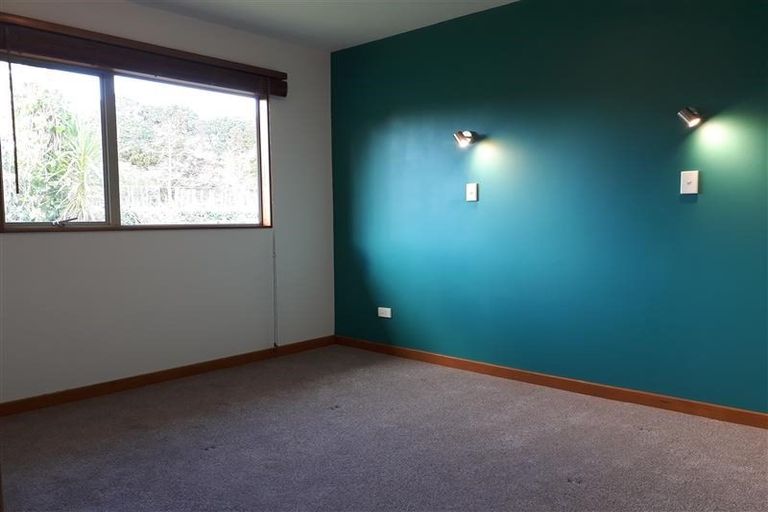 Photo of property in 10 Merewhira Road, Paremoremo, Albany, 0793