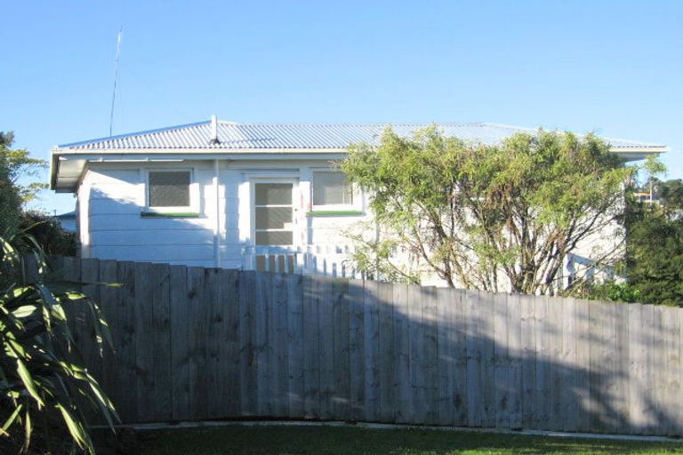 Photo of property in 5 Brigitte View, Snells Beach, 0920