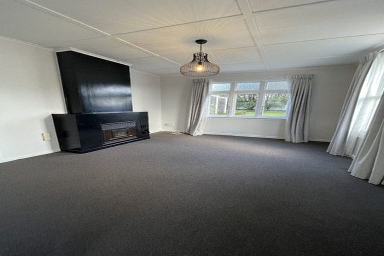 Photo of property in 87 Don Buck Road, Massey, Auckland, 0614