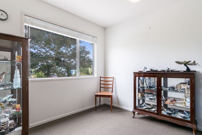 Photo of property in 8 Mckenna Lane, Omokoroa, 3114