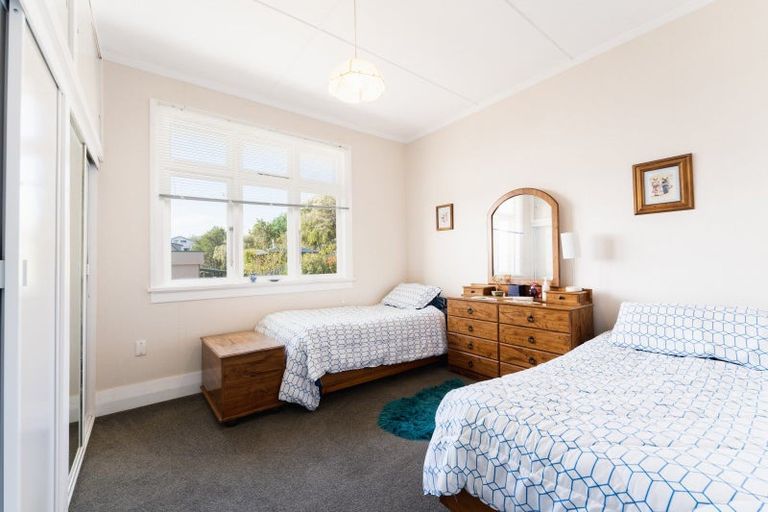 Photo of property in 16 Braeside, Kinmont Park, Mosgiel, 9024