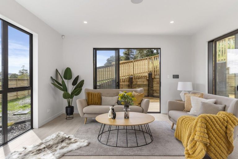 Photo of property in 52 Pukemarino Road, Waimauku, 0812