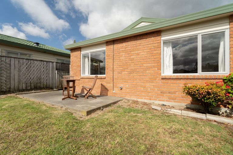 Photo of property in 5 Pohutukawa Grove, Titahi Bay, Porirua, 5022