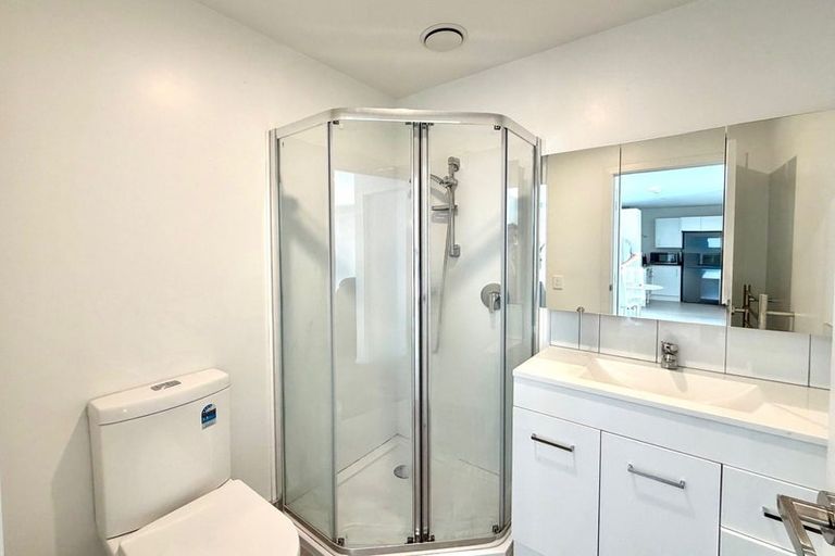 Photo of property in 202/28b Eileen Newey Place, Henderson, Auckland, 0612