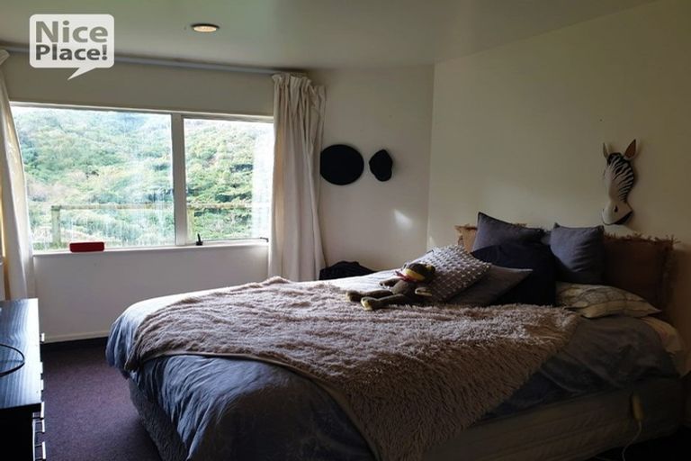Photo of property in 419 Takapu Road, Takapu Valley, Wellington, 5028