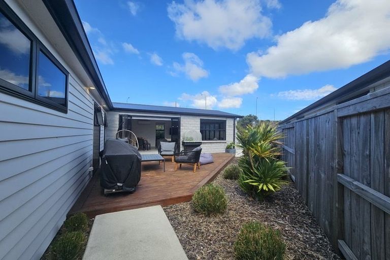 Photo of property in 72 Franks Way, Papamoa Beach, Papamoa, 3118