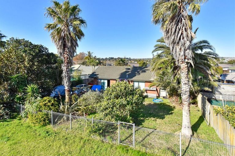 Photo of property in 31 Davington Way, Burswood, Auckland, 2013