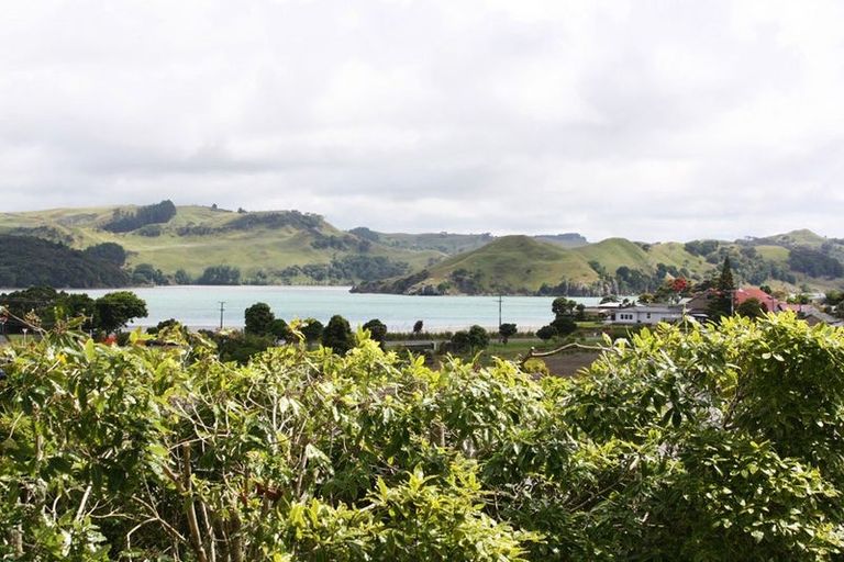 Photo of property in 39 Long Street, Raglan, 3225