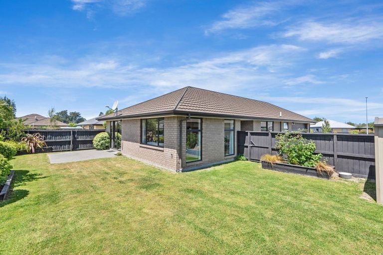 Photo of property in 10 Tripoli Street, Rangiora, 7400