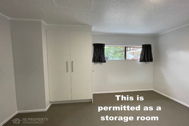 Photo of property in 2/77 Prince Regent Drive, Half Moon Bay, Auckland, 2012
