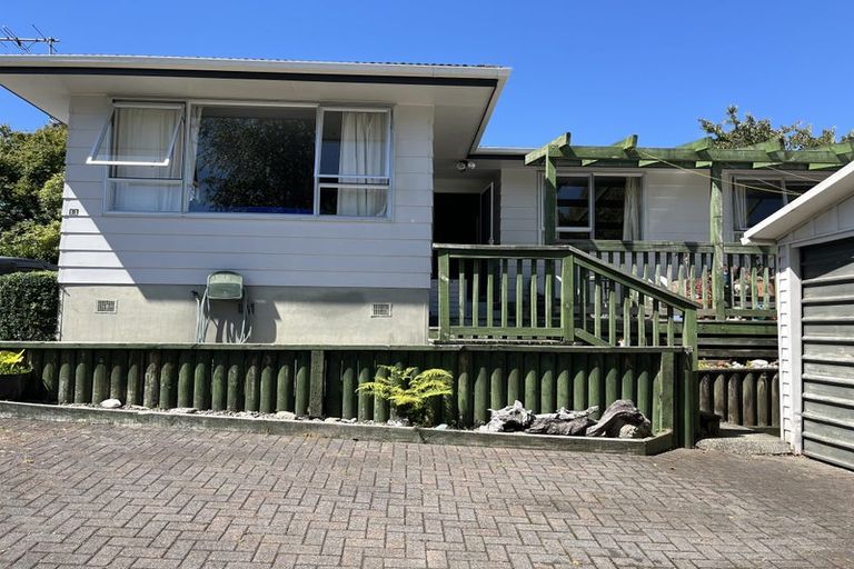Photo of property in 11 Turquoise Place, Pukehangi, Rotorua, 3015