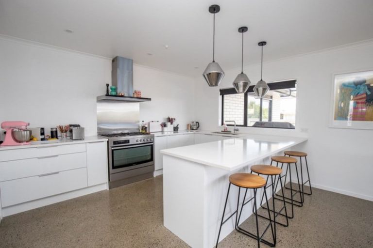 Photo of property in 21 Costello Drive, Ngatea, 3503