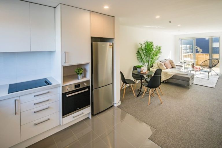 Photo of property in 2/36 Tacy Street, Kilbirnie, Wellington, 6022