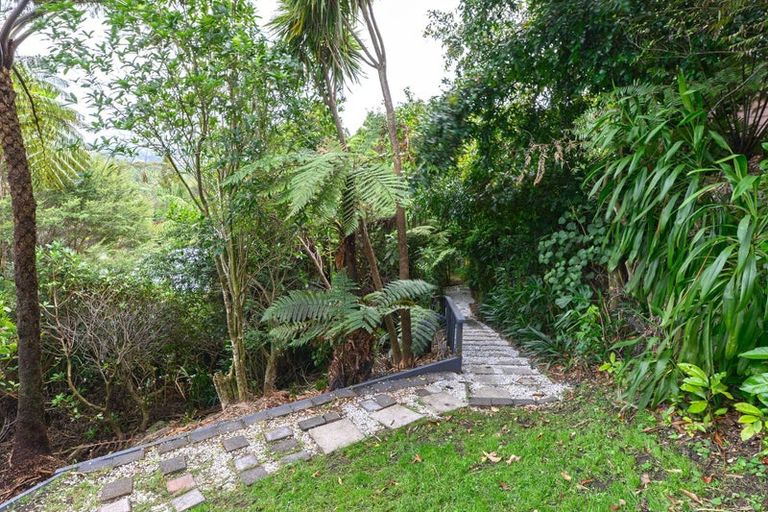 Photo of property in 441 Titirangi Road, Titirangi, Auckland, 0604