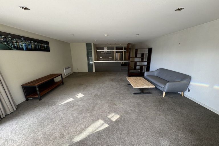 Photo of property in Piermont Apartments, 1a/82 Cable Street, Te Aro, Wellington, 6011