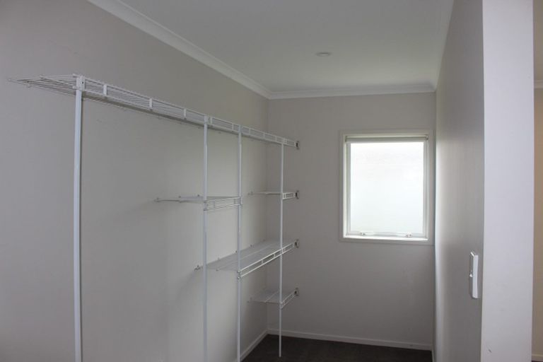Photo of property in 2 Malbec Place, Huapai, Kumeu, 0810