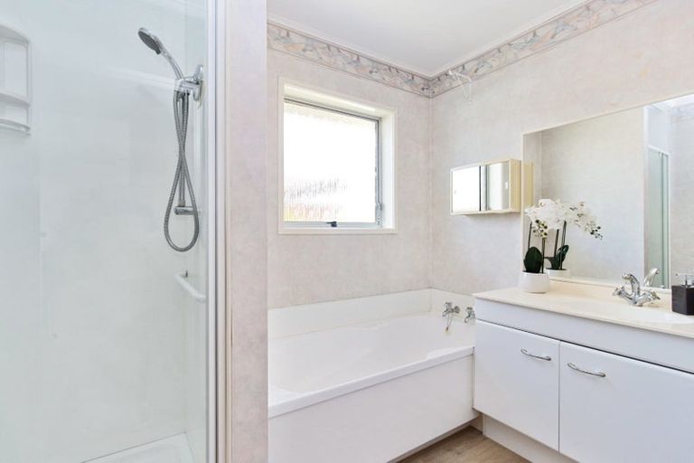 Photo of property in 5 Krippner Place, Dinsdale, Hamilton, 3204